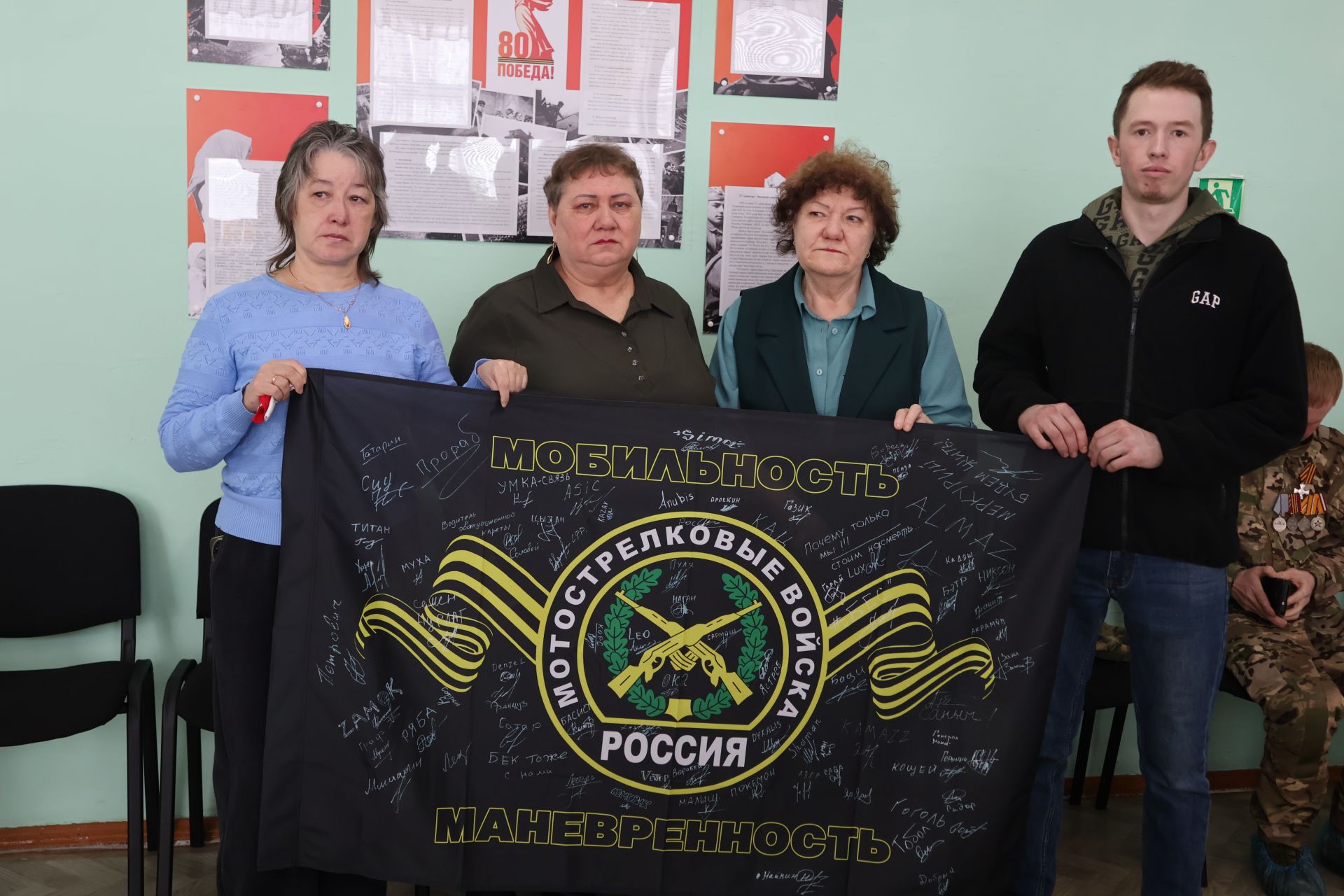 Батырлык ядкаре: Махсус хәрби операция батыры Илнар Гәрәевнең бронежилеты туган мәктәбенә кайтты