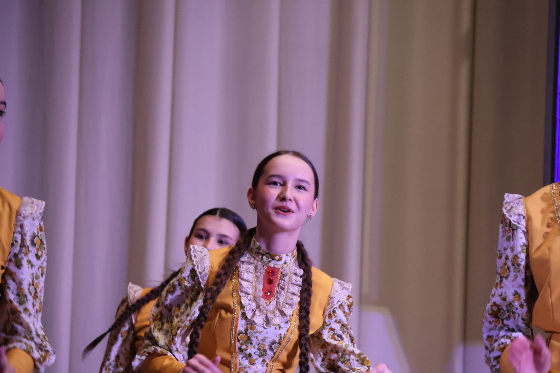 «Йолдызлык-2026»: Актаныш районы мәктәп укучыларының гала-концертыннан безнең репортаж