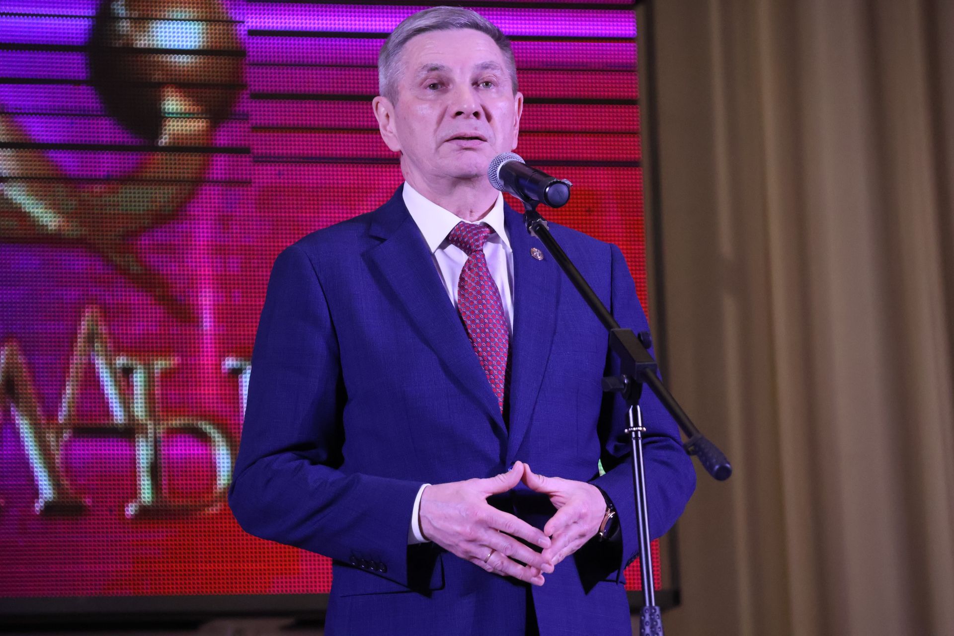 «Йолдызлык-2026»: Актаныш районы мәктәп укучыларының гала-концертыннан безнең репортаж