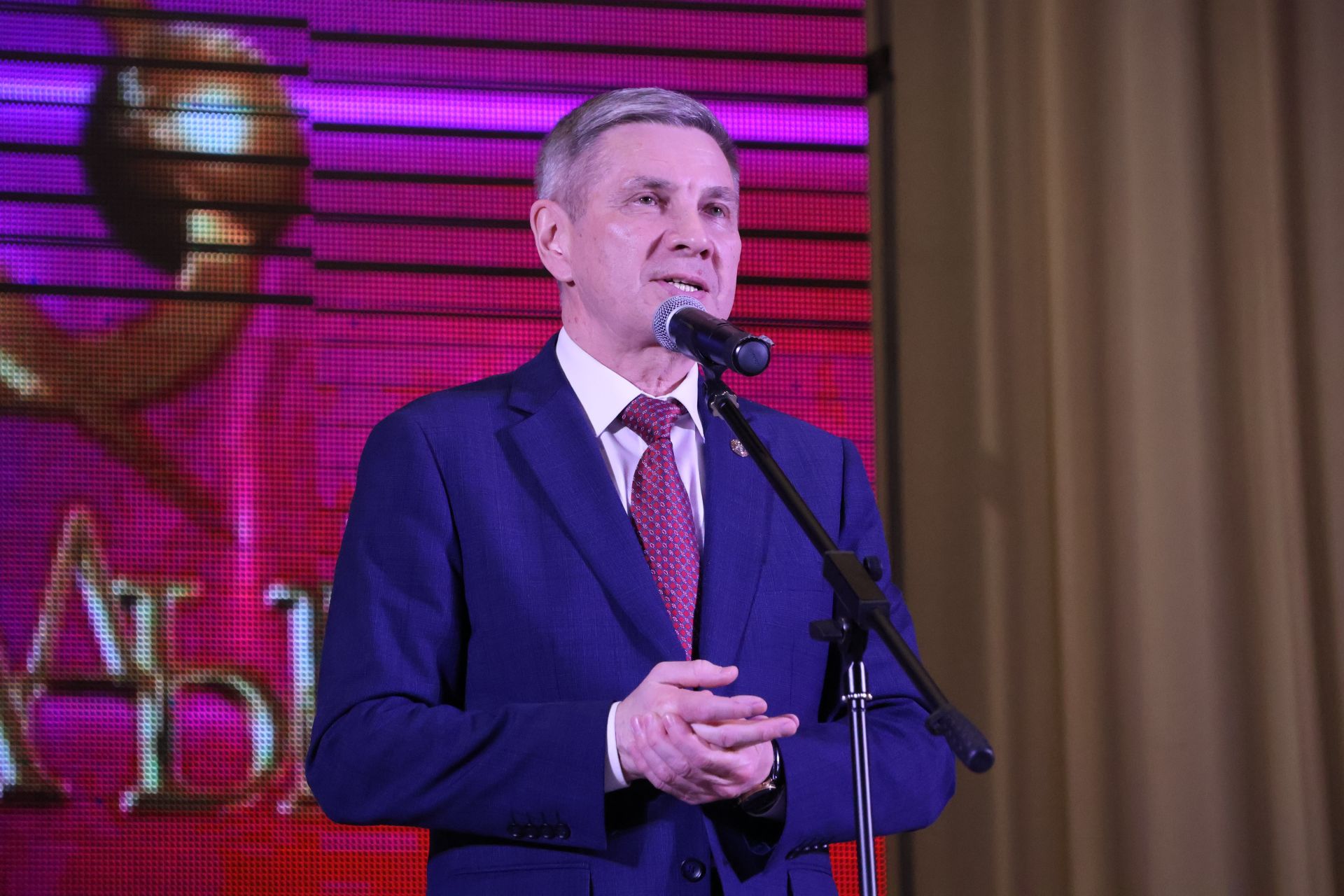 «Йолдызлык-2026»: Актаныш районы мәктәп укучыларының гала-концертыннан безнең репортаж