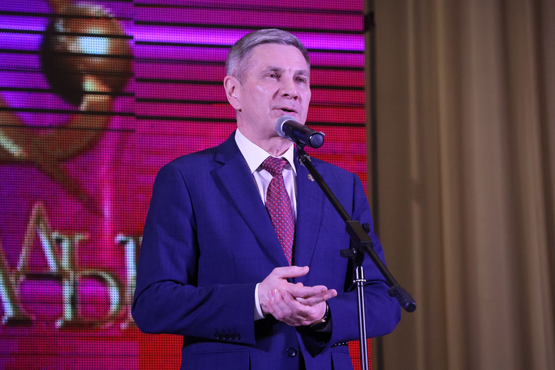 «Йолдызлык-2026»: Актаныш районы мәктәп укучыларының гала-концертыннан безнең репортаж