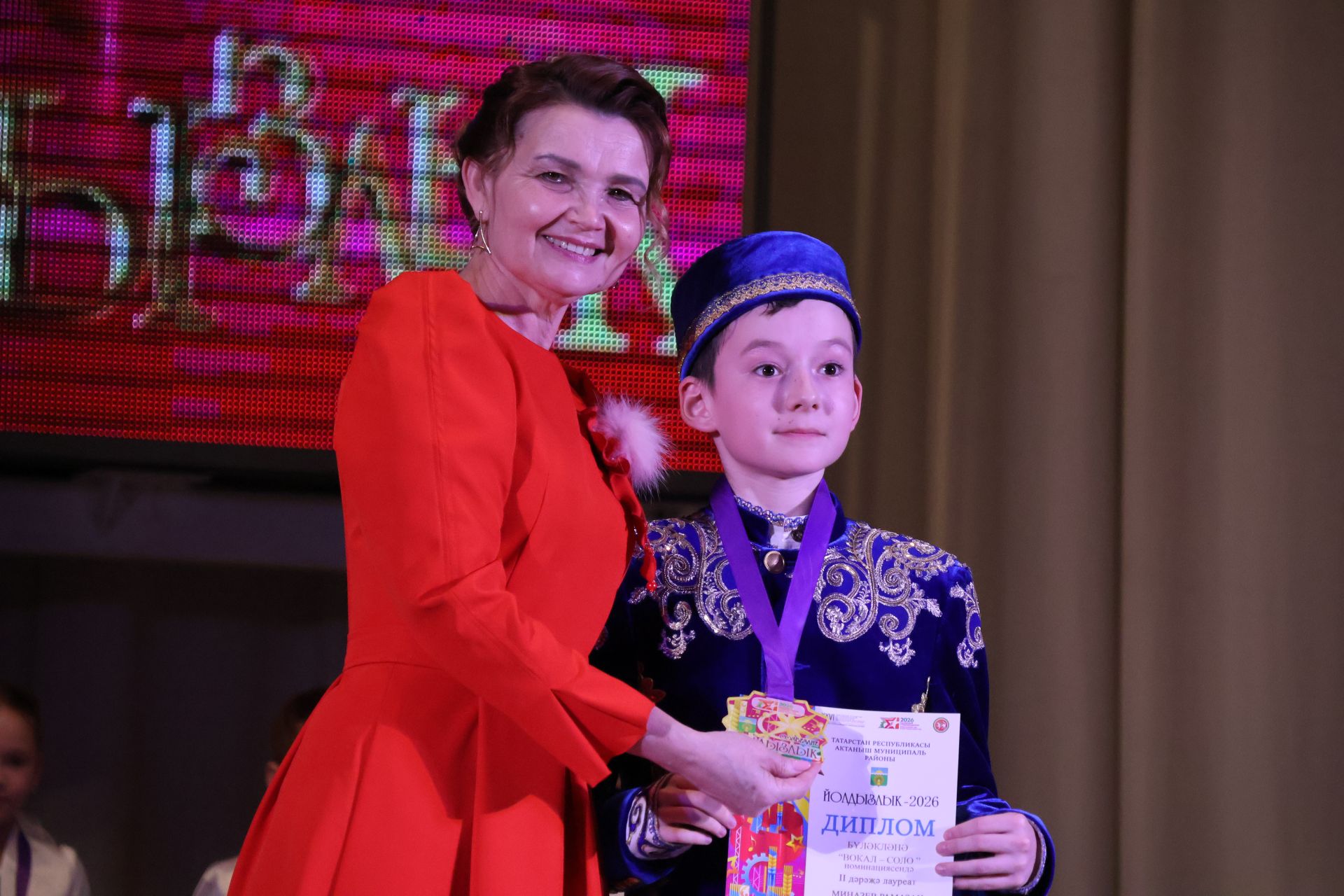 «Йолдызлык-2026»: Актаныш районы мәктәп укучыларының гала-концертыннан безнең репортаж