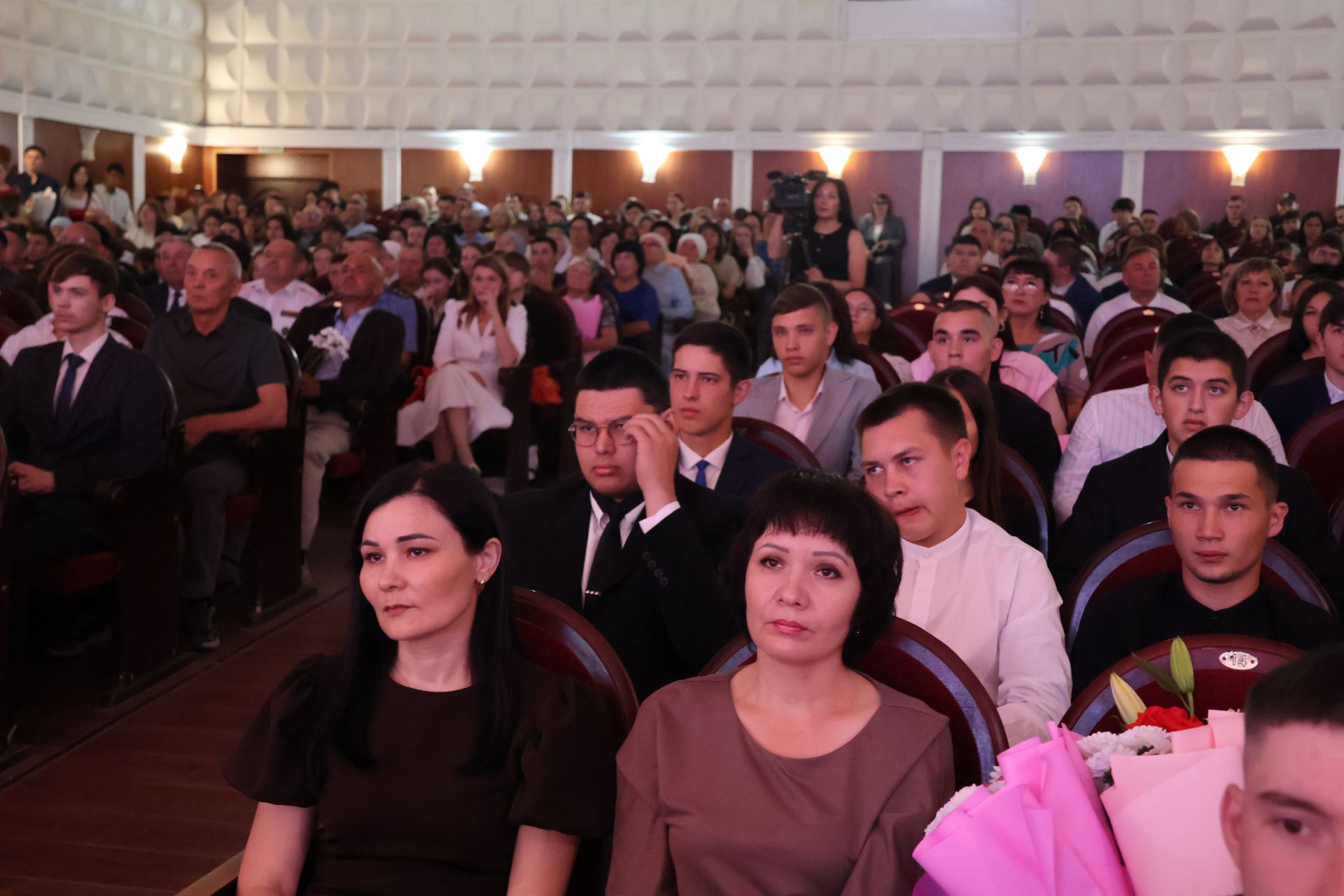 Актанышта технология техникумы студентларына дипломнар тапшырылды