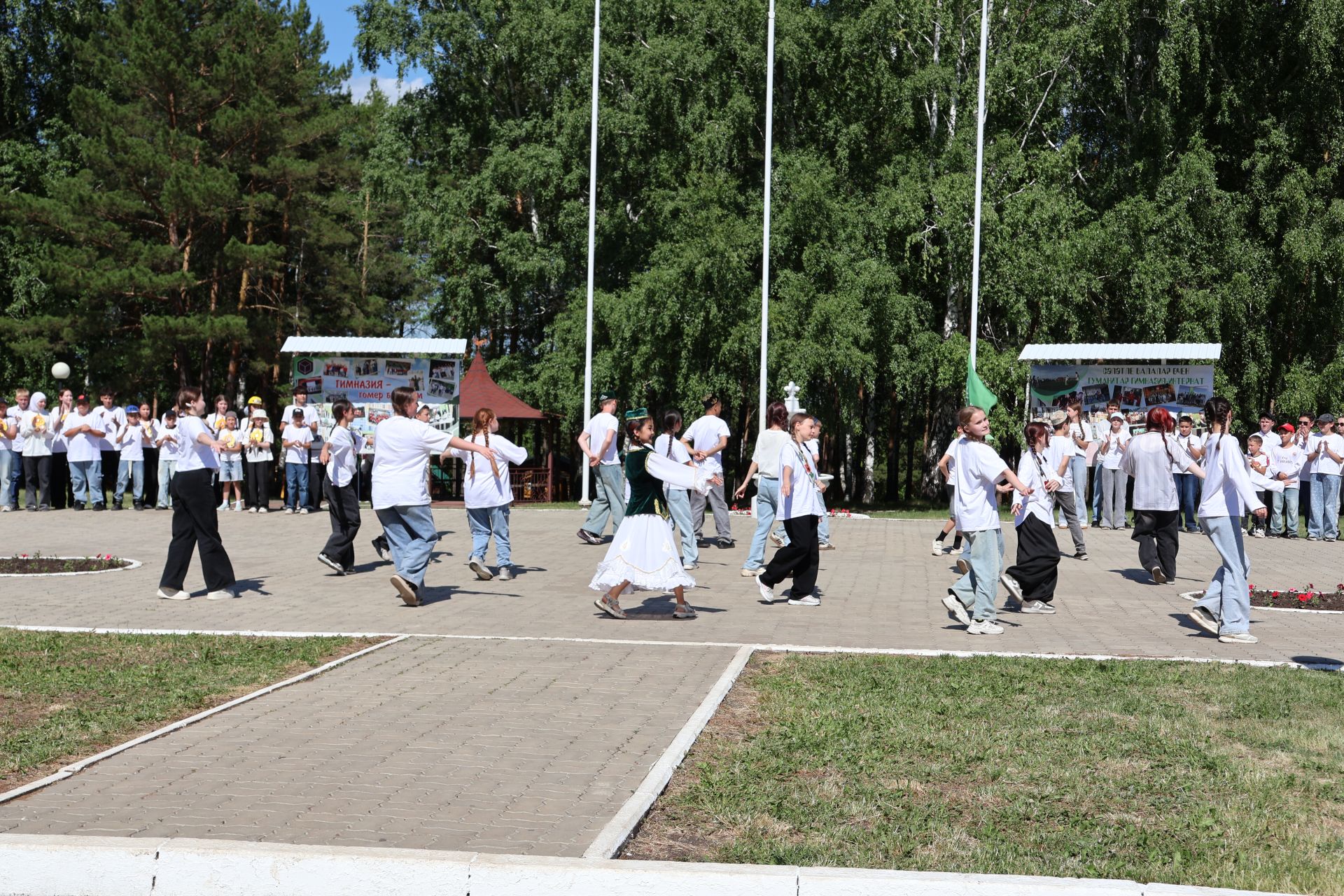 Дуслык һәм бердәмлек мохиты: «Бүләк» лагеренда 21 төбәктән килгән балалар ял итә