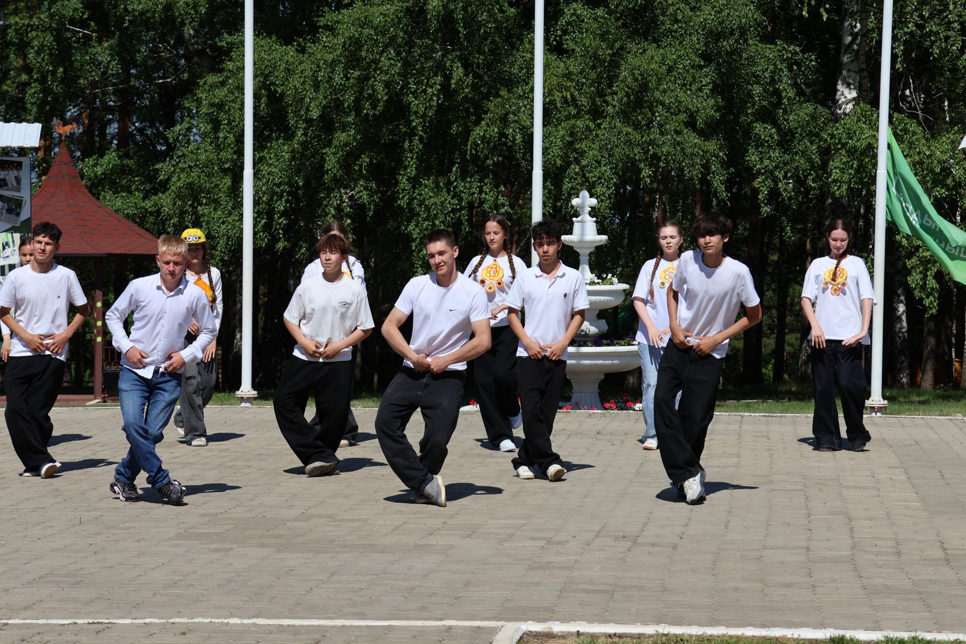 Дуслык һәм бердәмлек мохиты: «Бүләк» лагеренда 21 төбәктән килгән балалар ял итә