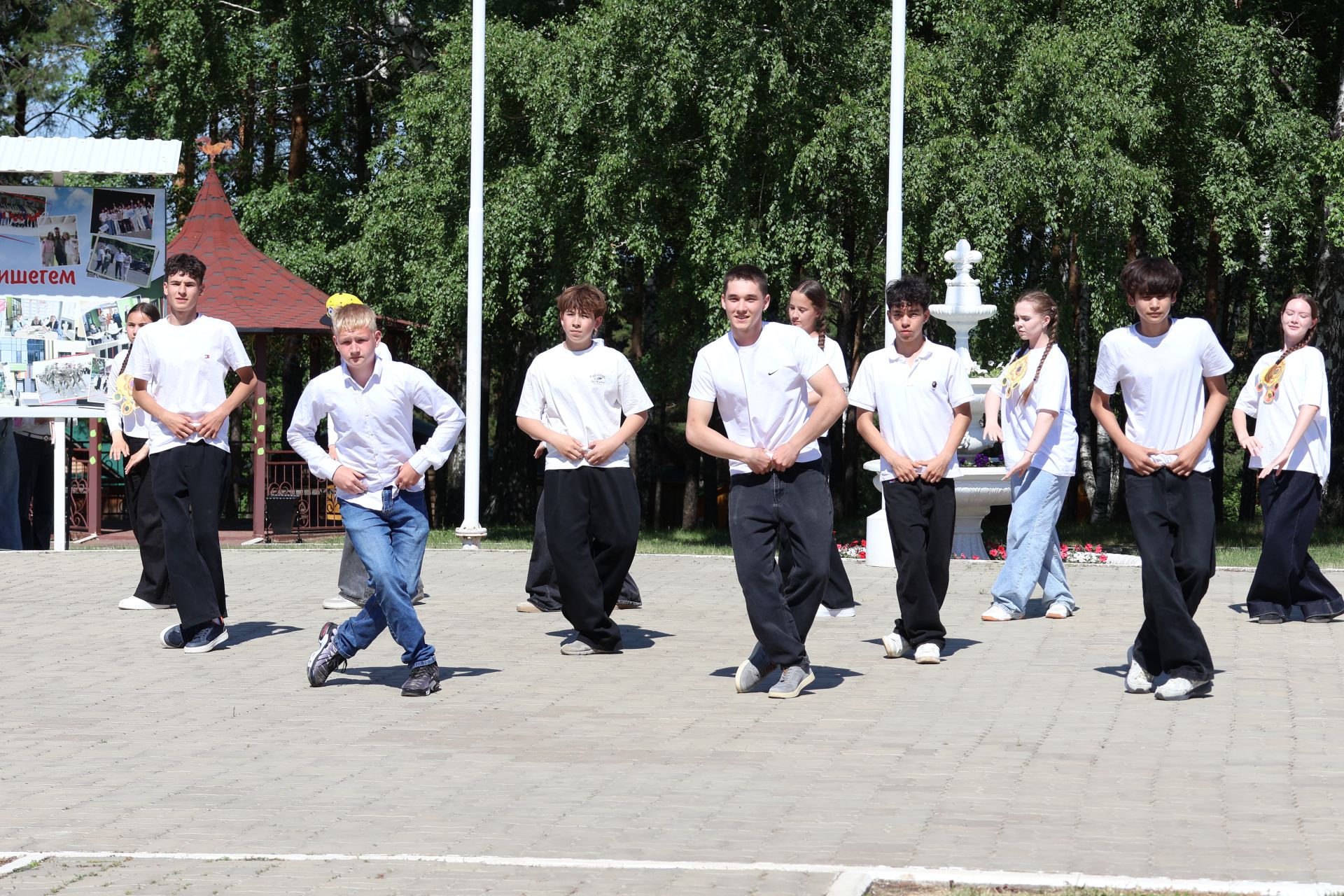 Дуслык һәм бердәмлек мохиты: «Бүләк» лагеренда 21 төбәктән килгән балалар ял итә