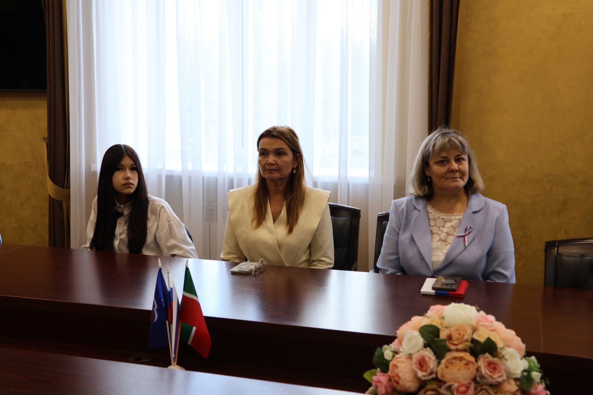 Ватан символы-кулларда!
