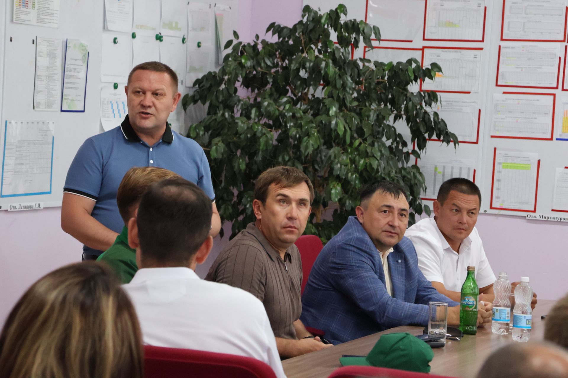 Марат Җаббаров Актаныш районы җитәкчелеге белән очрашты