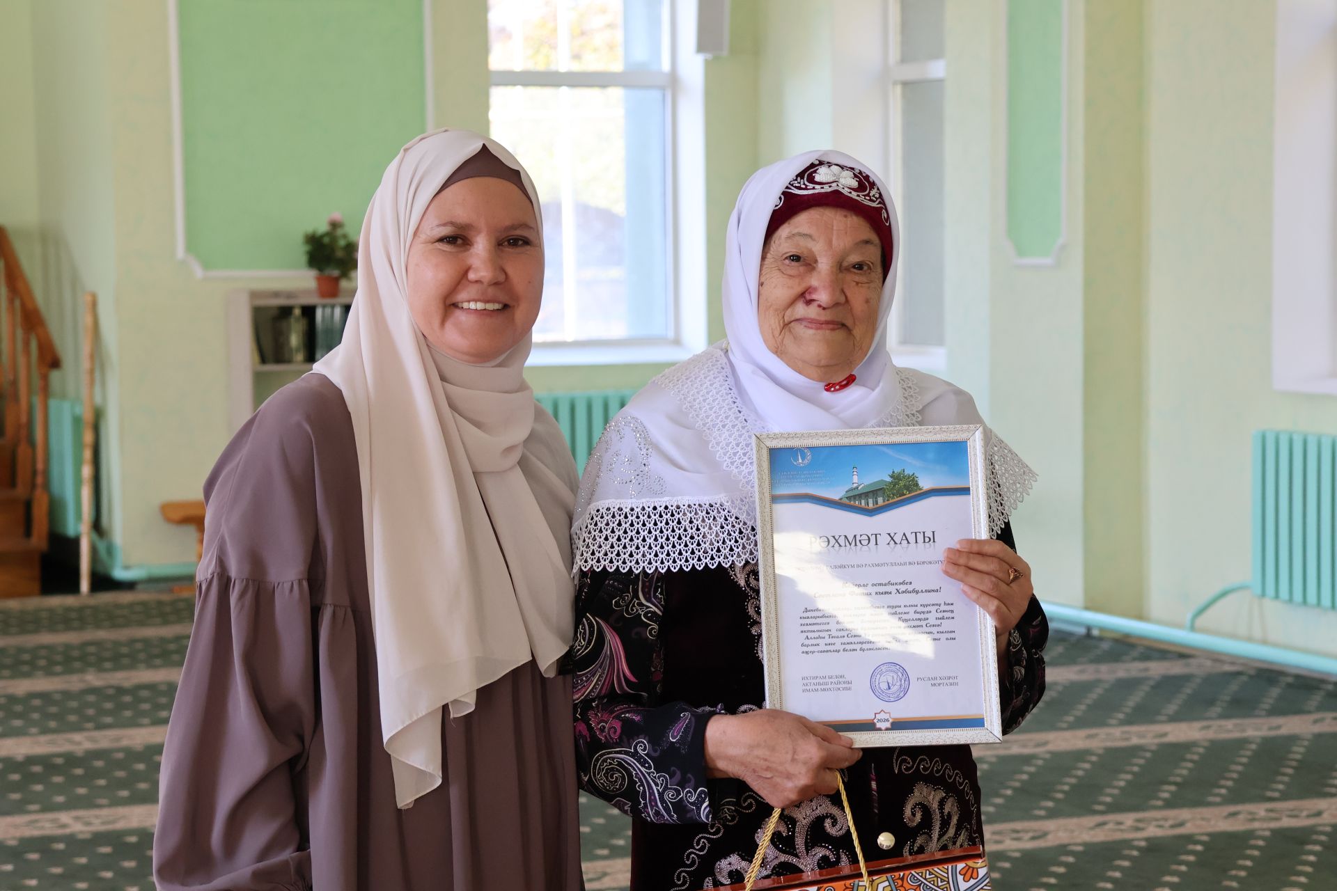 Актанышта мөгаллимәләр һәм остазбикәләр киңәшмәгә җыелды