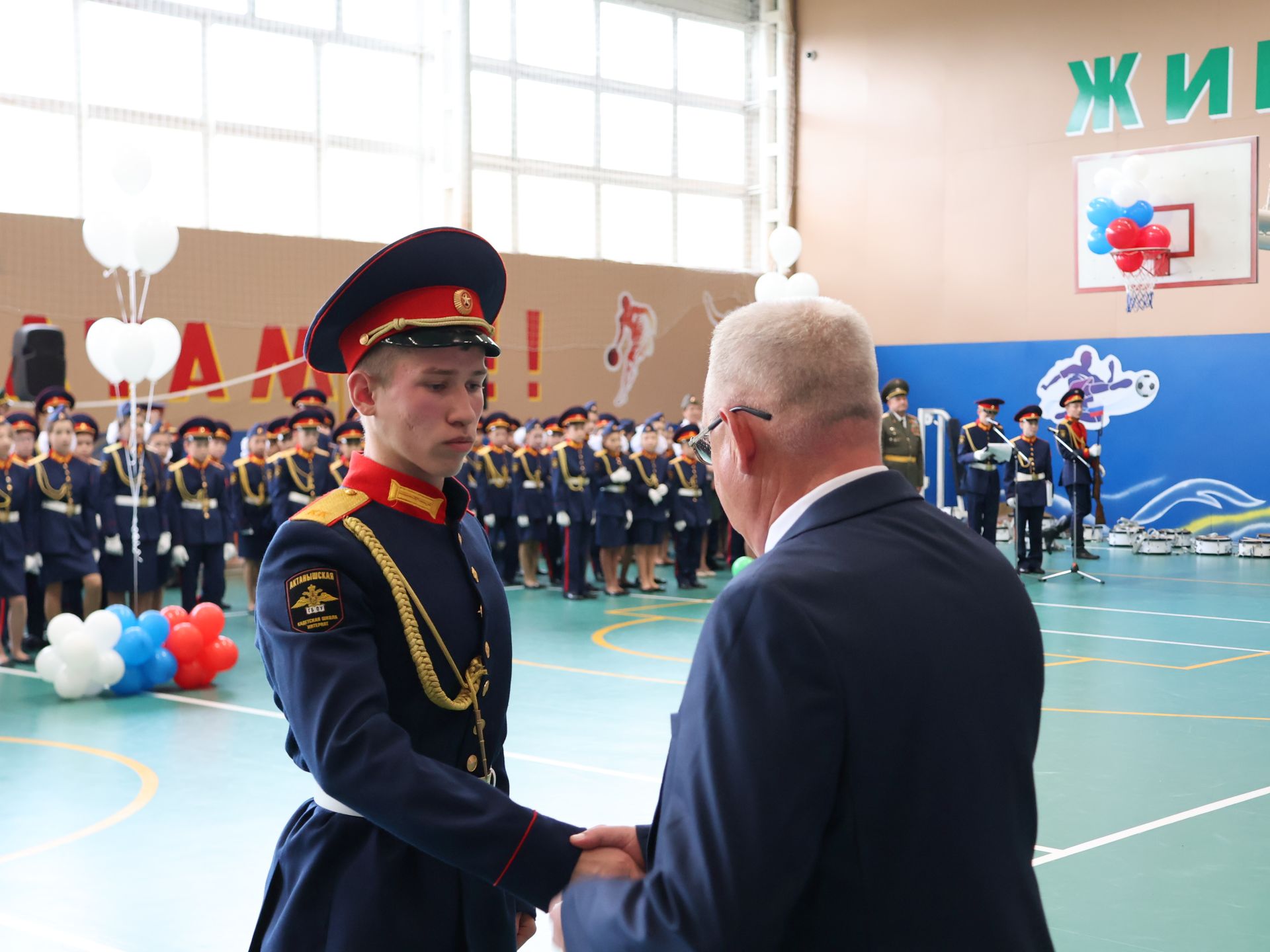 Советлар Союзы Герое Хәсән Заманов исемендәге кадет мәктәбендә ант кабул итү тантанасы