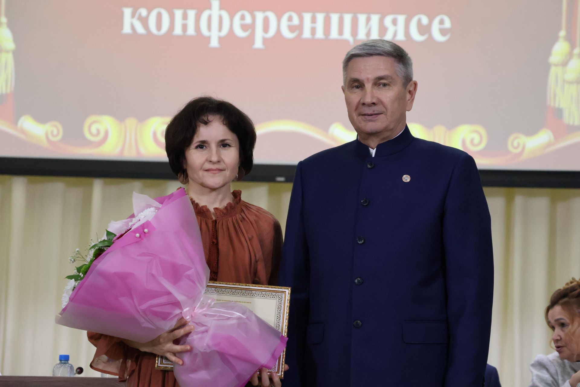 Яңа Әлемдә мәдәният хезмәткәрләре конференциясеннән фоторепортаж