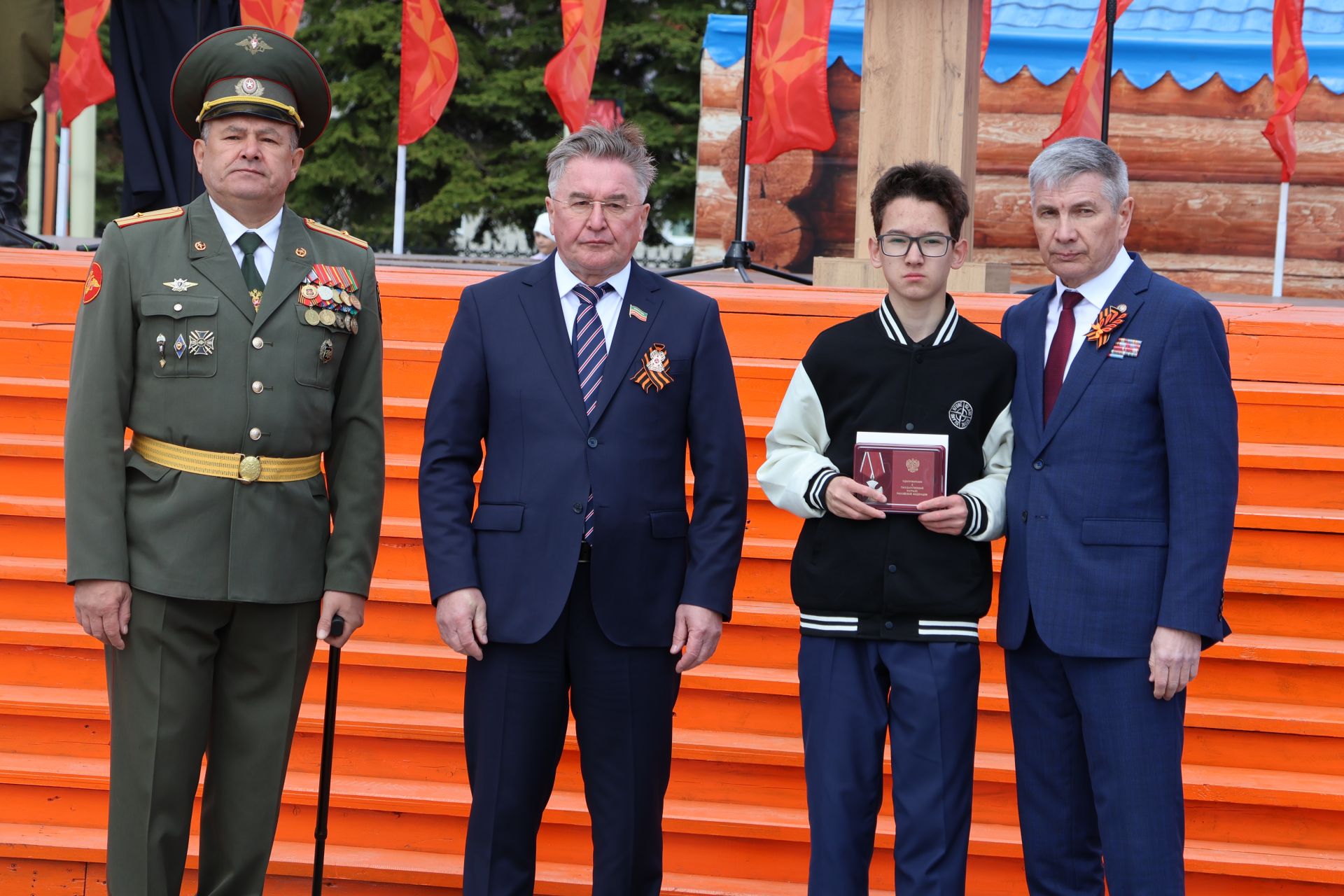 Актанышта Бөек Җиңү бәйрәменнән безнең фоторепортаж