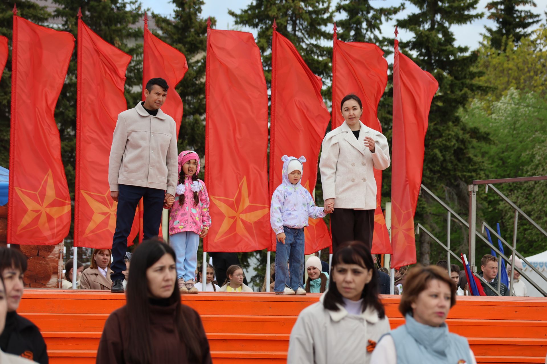 Актанышта Бөек Җиңү бәйрәменнән безнең фоторепортаж