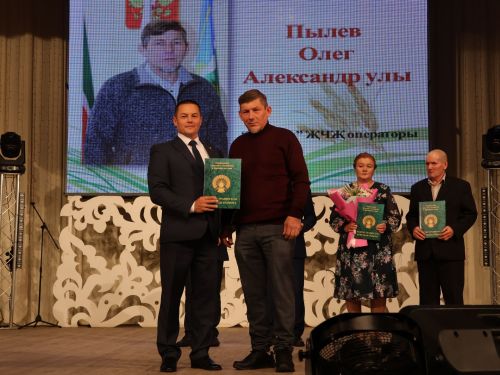 Симәнә әзер, терлек азыгы җитәрлек, төп җир эшкәртү тәмам- Барысы да үзебезнекеләрнең хезмәте!