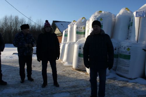 Сезне яхшылар рәтендә күрәсе килә: Бүген «Эконом» һәм «Саф» авыл хуҗалыкларында гамәли киңәшмә узды