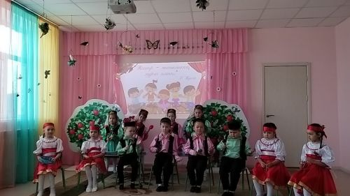 Яңа Әлем балалар бакчасында Минзәлә, Мөслим, Яр Чаллы, Актаныш, Башкортстанның Краснокама районы педагоглары тәҗрибә уртаклашты