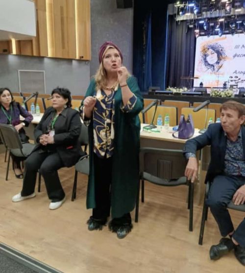 Актаныш кызлары Әлфия Авзалова исемендәге III Халыкара фестивальдән уңышлар белән кайта
