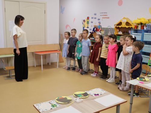 «Каенкай» балалар бакчасында юл йөрү кагыйдәләренә багышланган чаралар уза