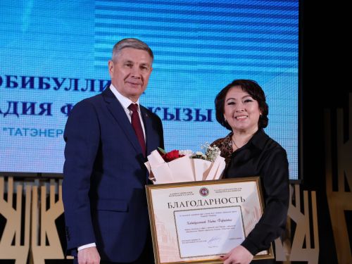 Безнең фоторепортаж: Алдынгылар слеты-2025