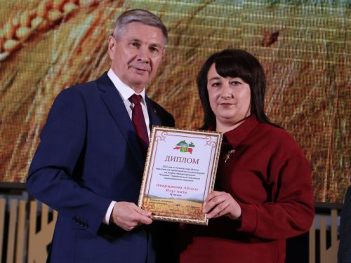 Безнең фоторепортаж: Алдынгылар слеты-2025