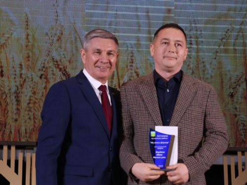 Безнең фоторепортаж: Алдынгылар слеты-2025