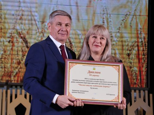 Безнең фоторепортаж: Алдынгылар слеты-2025