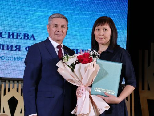 Безнең фоторепортаж: Алдынгылар слеты-2025