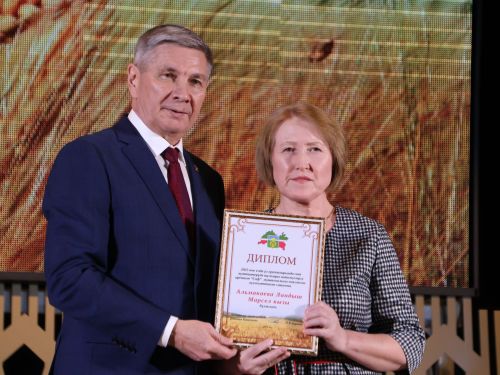 Безнең фоторепортаж: Алдынгылар слеты-2025