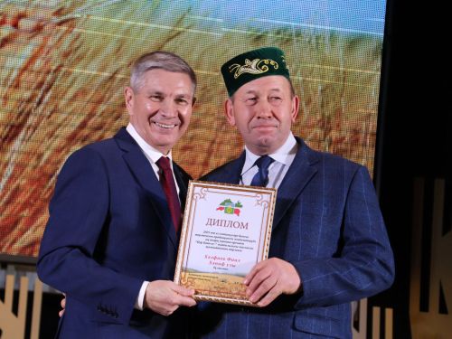 Безнең фоторепортаж: Алдынгылар слеты-2025
