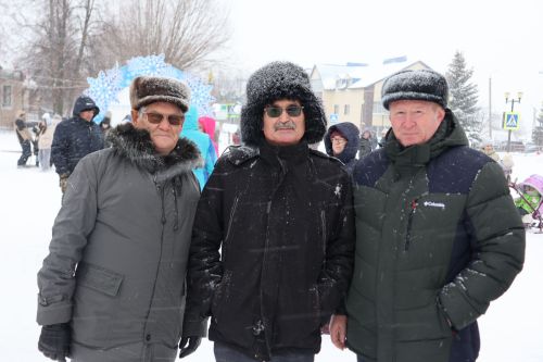 Актанышка Яңа елны тройкалар алып килә!
