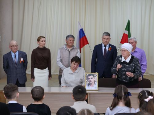 Актаныш балалар иҗат үзәгендә СВО Герое Нияз Фәррахов истәлегенә шахмат турниры узды