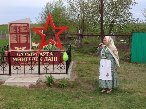 Түмерҗәдә Бөек Җиңүнең 80 еллыгына беренче һәйкәл ачылды