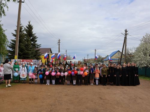 Бүген Такталачык халкы Бөек Җиңү алып килгән 400 батырын искә алды