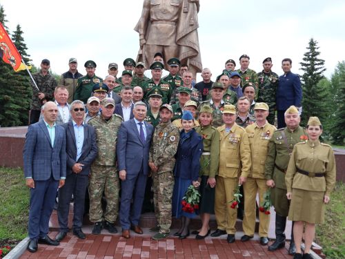Җиңүләребез «Җиңү Байрагы»ннан килә