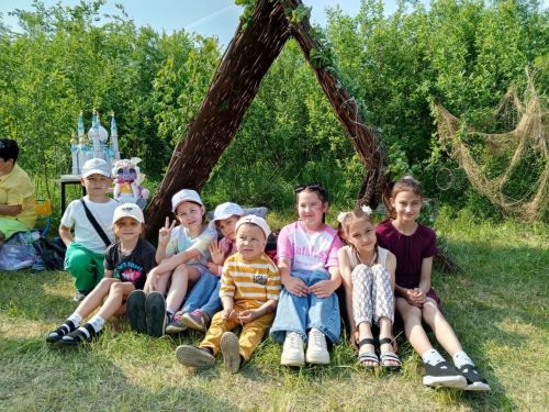 Иске Семиостровлылар Бөек Ватан сугышы ветераннарына багышлап һәйкәл ачты