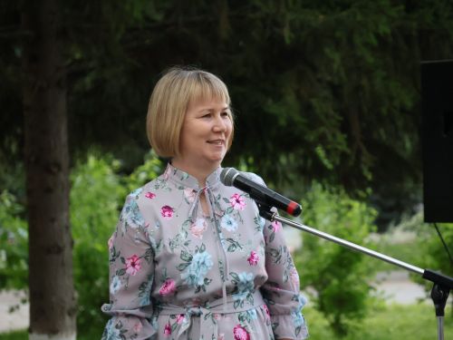 «Пар балдак»та мәңгелек мәхәббәт: Актаныш Бриллиант, Зөбәрҗәт һәм Алтын туй юбилярларын котлады