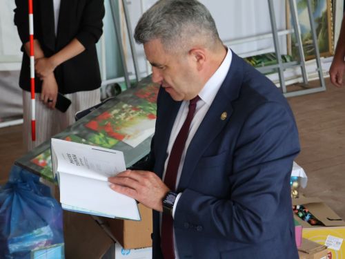 Актанышка Татарстан Республикасы Мәгариф һәм фән министры Илсур Һадиуллин килде