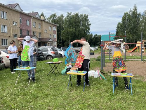 Татарстанда җәй: Актанышның яшь гаиләләре «Гаиләм-җылы учагым» ишегалды бәйрәмендә ял итте