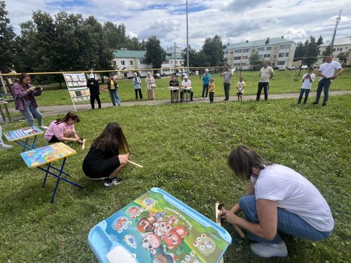 Татарстанда җәй: Актанышның яшь гаиләләре «Гаиләм-җылы учагым» ишегалды бәйрәмендә ял итте
