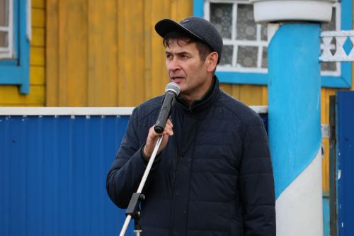 Иске Сәфәрдә Рәмдил Хәбиров истәлегенә хәтер тактасы ачылды