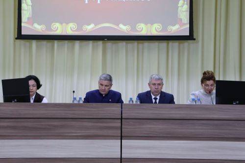 Мәдәният хезмәткәрләре конференциядә тәҗрибә уртаклашты
