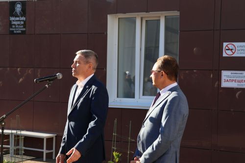 Актаныш үзәк хастаханәсендә Камбәр Хабибуллин истәлегенә мемориаль такта ачылды