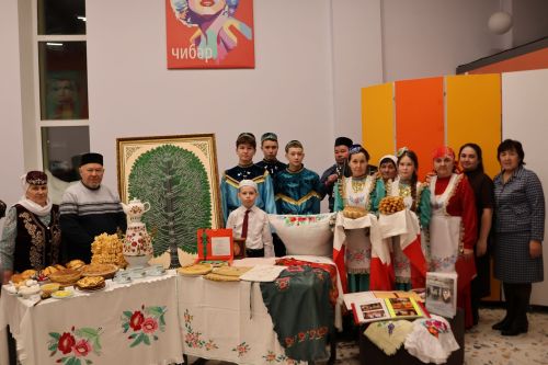 «Эхо веков в истории семьи — Тарихта без эзлебез» шәҗәрә бәйрәменнән безнең фотолар
