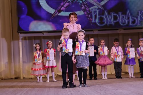 «Йолдызлык – 2026»: Актаныштагы муниципаль этапта «Әтәчкәй» балалар бакчасы җиңде