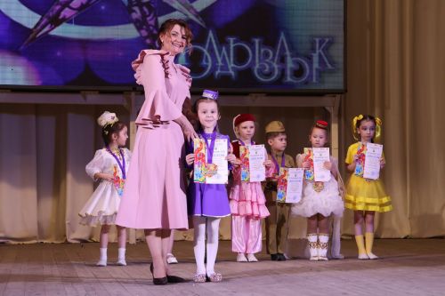 «Йолдызлык – 2026»: Актаныштагы муниципаль этапта «Әтәчкәй» балалар бакчасы җиңде
