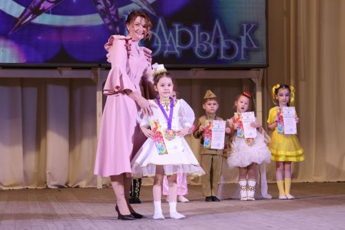 «Йолдызлык – 2026»: Актаныштагы муниципаль этапта «Әтәчкәй» балалар бакчасы җиңде