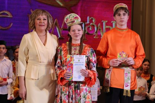 «Йолдызлык-2026»: Актаныш районы мәктәп укучыларының гала-концертыннан безнең репортаж
