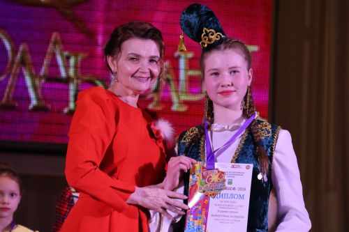 «Йолдызлык-2026»: Актаныш районы мәктәп укучыларының гала-концертыннан безнең репортаж