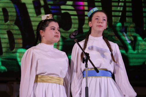 «Йолдызлык-2026»: Актаныш районы мәктәп укучыларының гала-концертыннан безнең репортаж