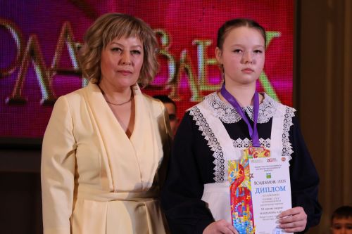 «Йолдызлык-2026»: Актаныш районы мәктәп укучыларының гала-концертыннан безнең репортаж